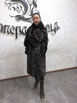 ШУБА ИЗ ОВЧИНЫ + СОБОЛЬ DONNA BANITTA (2987^)